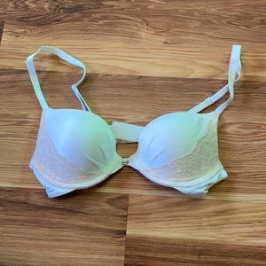 Fabulous by VS 34B